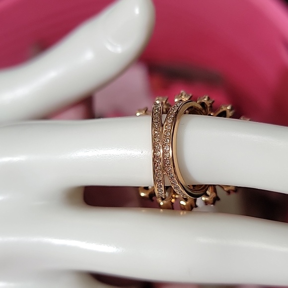 Henri Bendel Rose Gold Tone Pink Rhinestone Cocktail Ring Size 6.5 - Picture 6 of 8